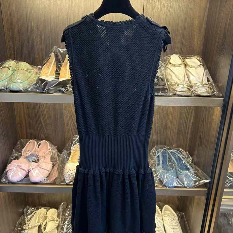 CHANEL 針織連身裙 34號 有彈力 非常新 黑裙經典永不過時-5
