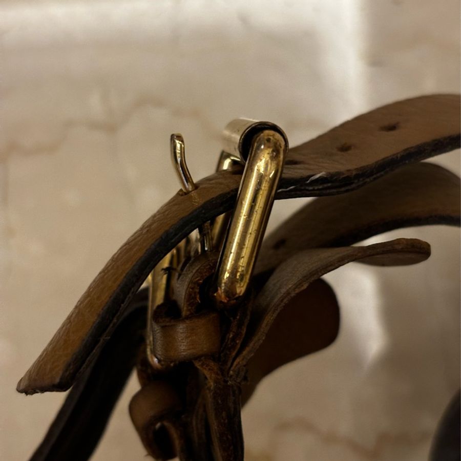 Burberry餅乾色羅馬鞋-13