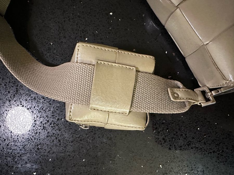 Bottega veneta BV 尼龍肩帶二合一莫蘭迪灰綠色 附防塵袋-22