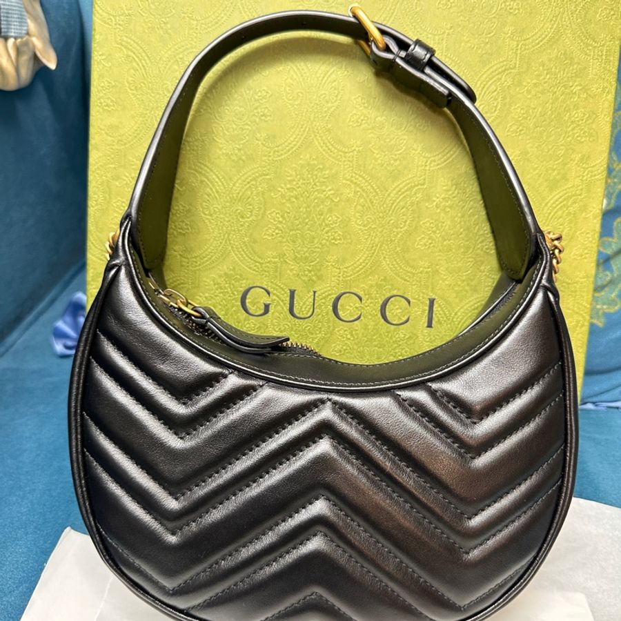 ❄️GUCCI 黑色MARMONT半月形迷你腋下肩背包699514/-1