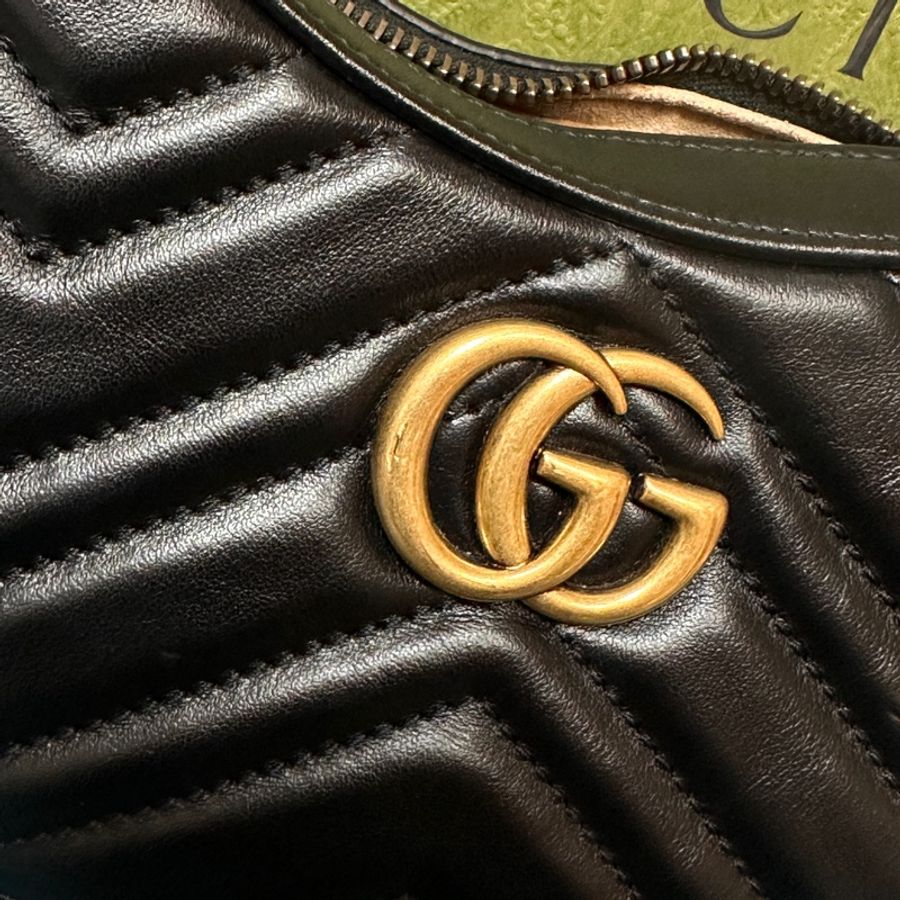 ❄️GUCCI 黑色MARMONT半月形迷你腋下肩背包699514/-11