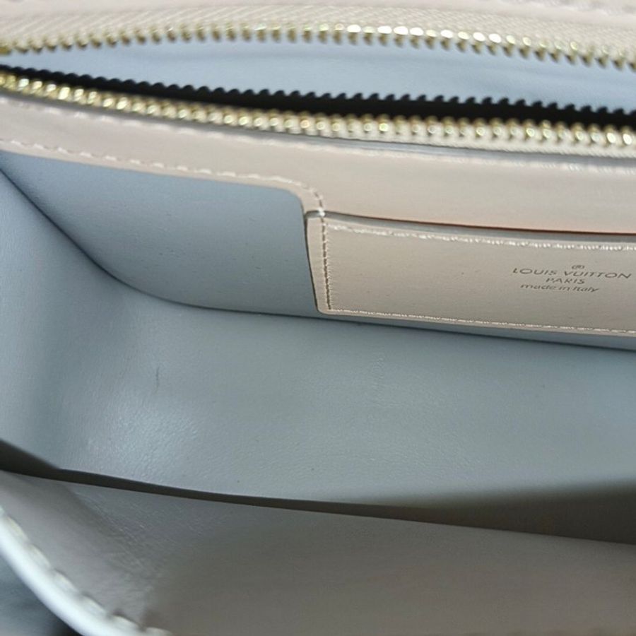 Louis Vuitton PONT9 裸粉色斜背包,LV路易威登,單肩包,側背包,二手真品,正品,免運-8