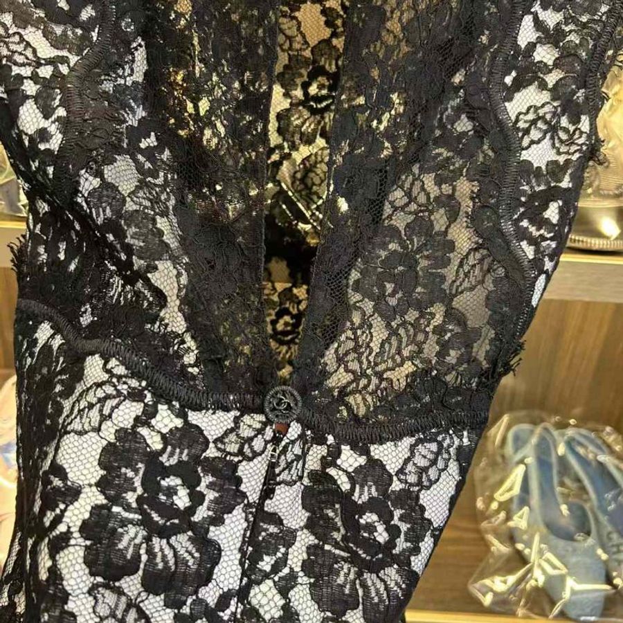 CHANEL 蕾絲上衣 34號 非常新-2