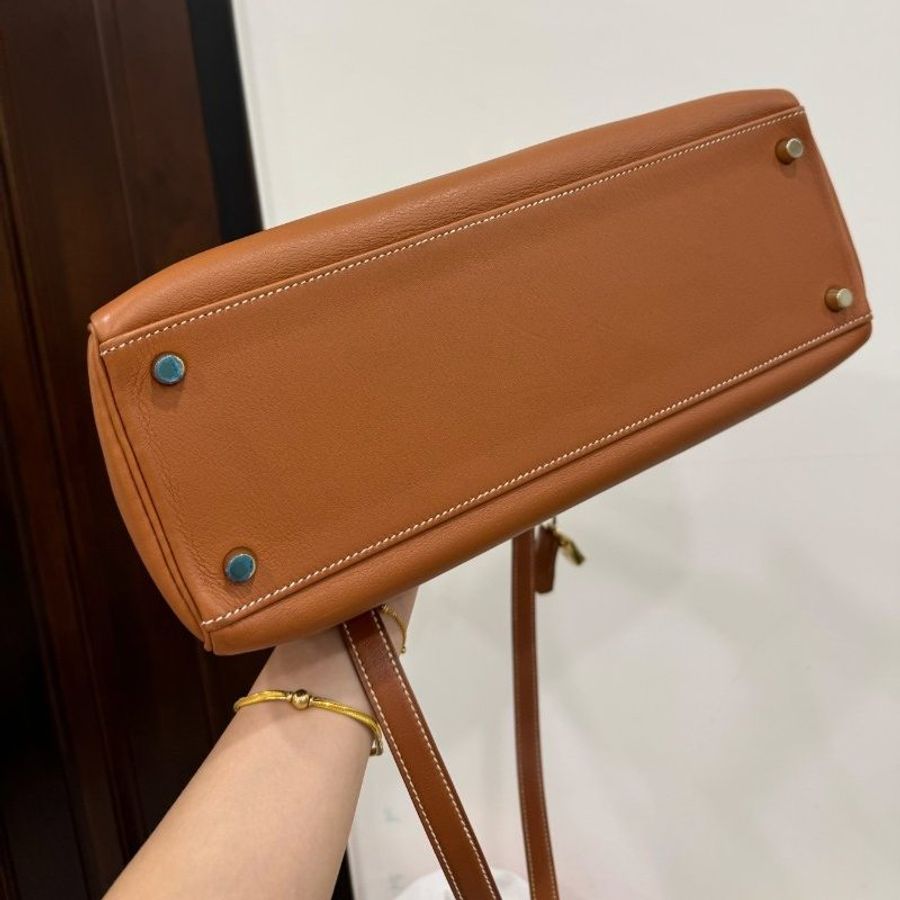 愛馬仕 Hermes Kelly 焦糖色 金棕 金扣 內縫 32 凱莉包 手提包 肩背包 斜背包 附絲巾-9