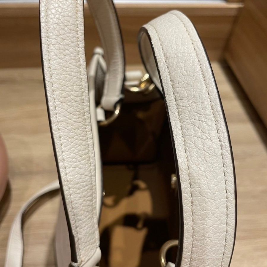 COACH pebbled leather with patch dempsey carry-9