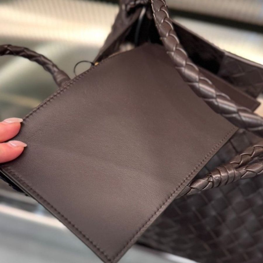 Bottega Veneta 796571 大款 Parachute 降落傘編織包 太妃糖棕色《當季專櫃正售★全新商品 》-6