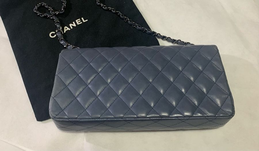 Chanel 法棍肩背包-1