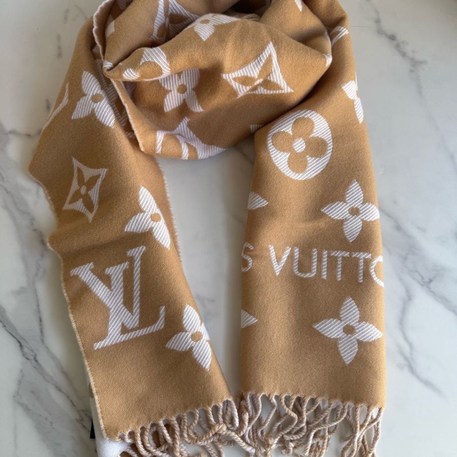 Louis Vuitton 純羊毛 奶茶色圍巾-2