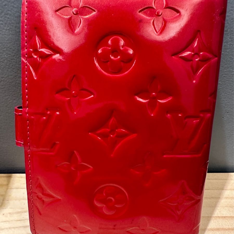 Louis Vuitton LV 6孔 紅色漆皮記事本-1