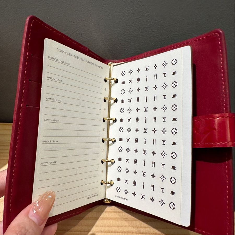 Louis Vuitton LV 6孔 紅色漆皮記事本-3
