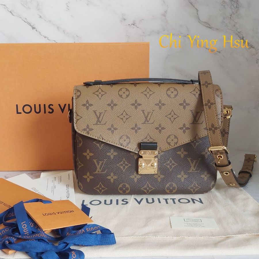 LV 老花 M44876 🎀現品實拍 🎀拼接雙色 郵差包 斜背 肩背 手提包~二手近新品-1