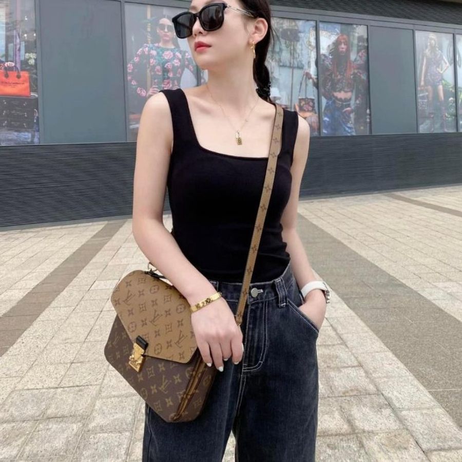 LV 老花 M44876 🎀現品實拍 🎀拼接雙色 郵差包 斜背 肩背 手提包~二手近新品-7