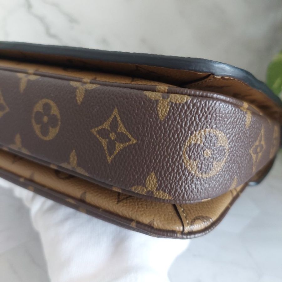 LV 老花 M44876 🎀現品實拍 🎀拼接雙色 郵差包 斜背 肩背 手提包~二手近新品-37