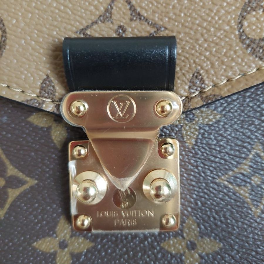 LV 老花 M44876 🎀現品實拍 🎀拼接雙色 郵差包 斜背 肩背 手提包~二手近新品-50