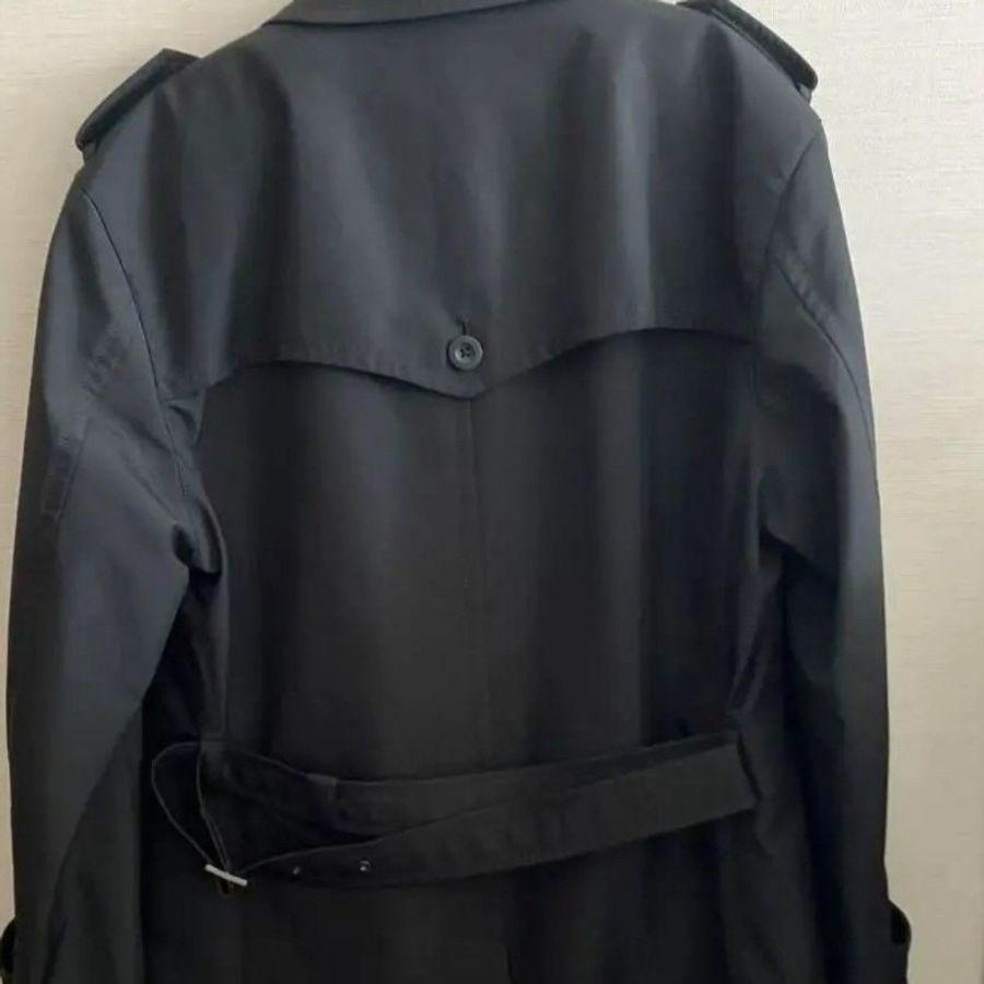 近新品/M碼/Burberry 男神風衣-8