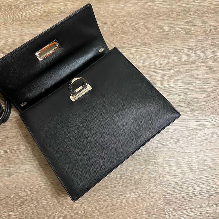 瑞奇二手精品 salvatore ferragamo 牛皮防刮 博物館包 美品-7