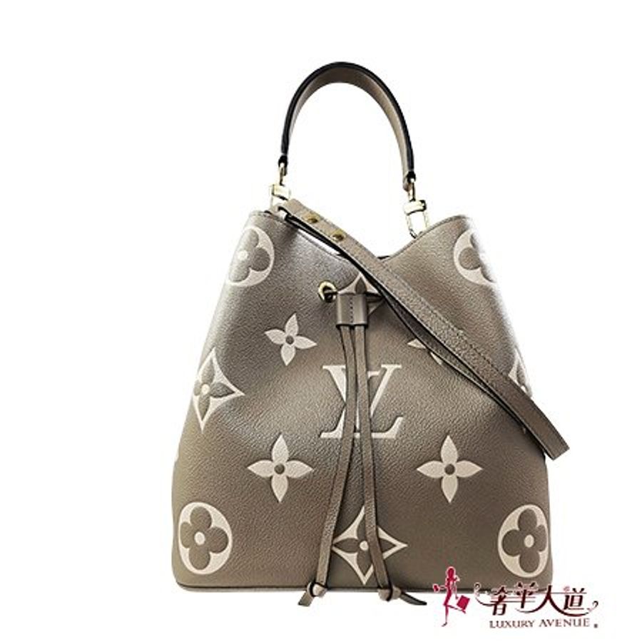 已售出【L3193】LV奶茶色牛皮大LOGO壓紋 NéoNoé 水桶兩用包 (MM) M45555-0