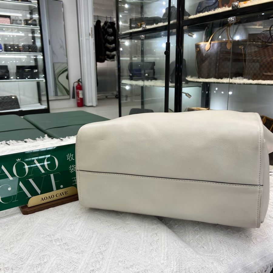 McQueen 全牛皮白色托特包 tote bag 單肩包 手提包 購物袋-3