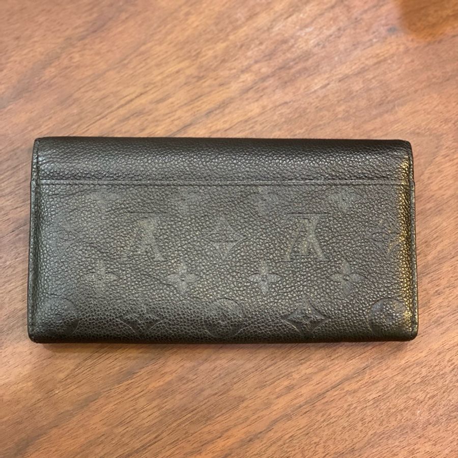 LV 黑牛皮信封下蓋Sarah長夾-1