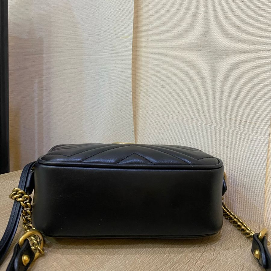 gucci 黑牛皮山形Marmont mini 相機包-7