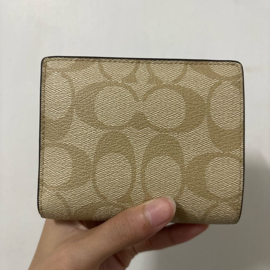 COACH ELIZA經典Logo 小號皮夾 原價10800-6