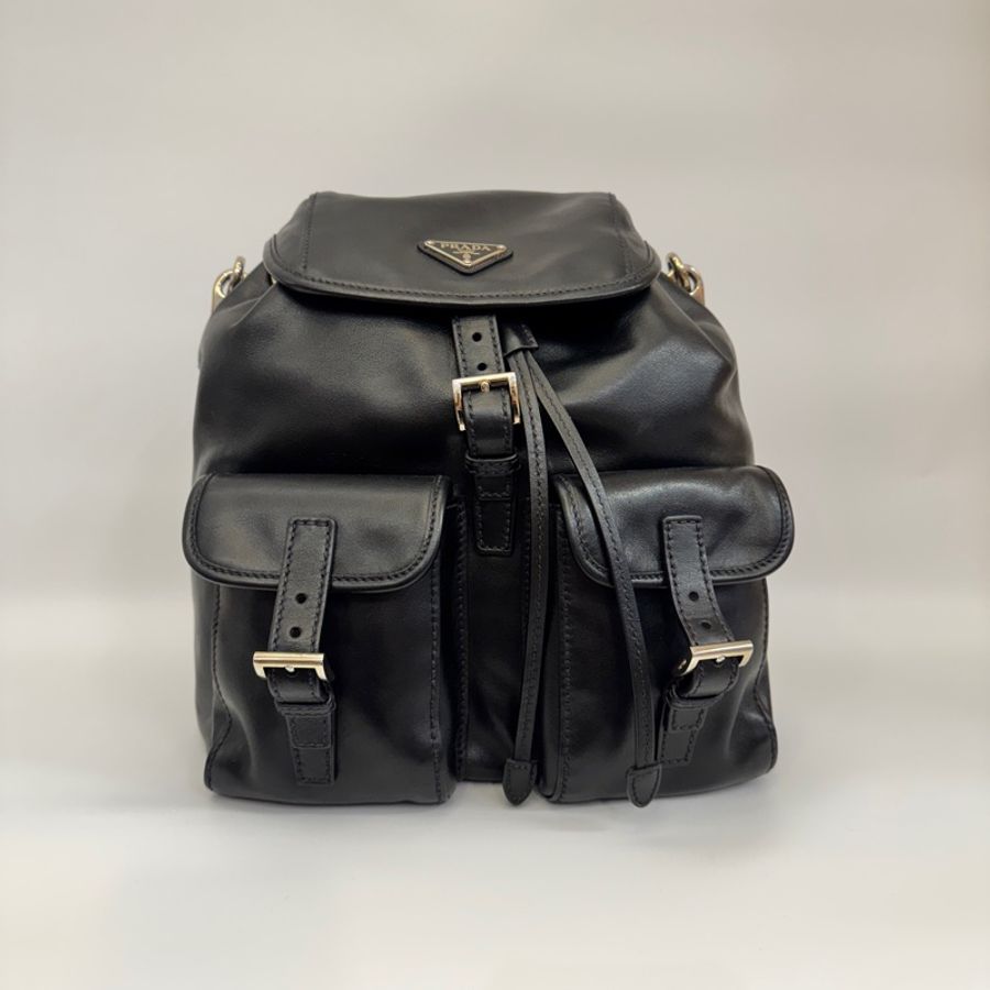 Prada 黑小牛皮束口肩背包-0
