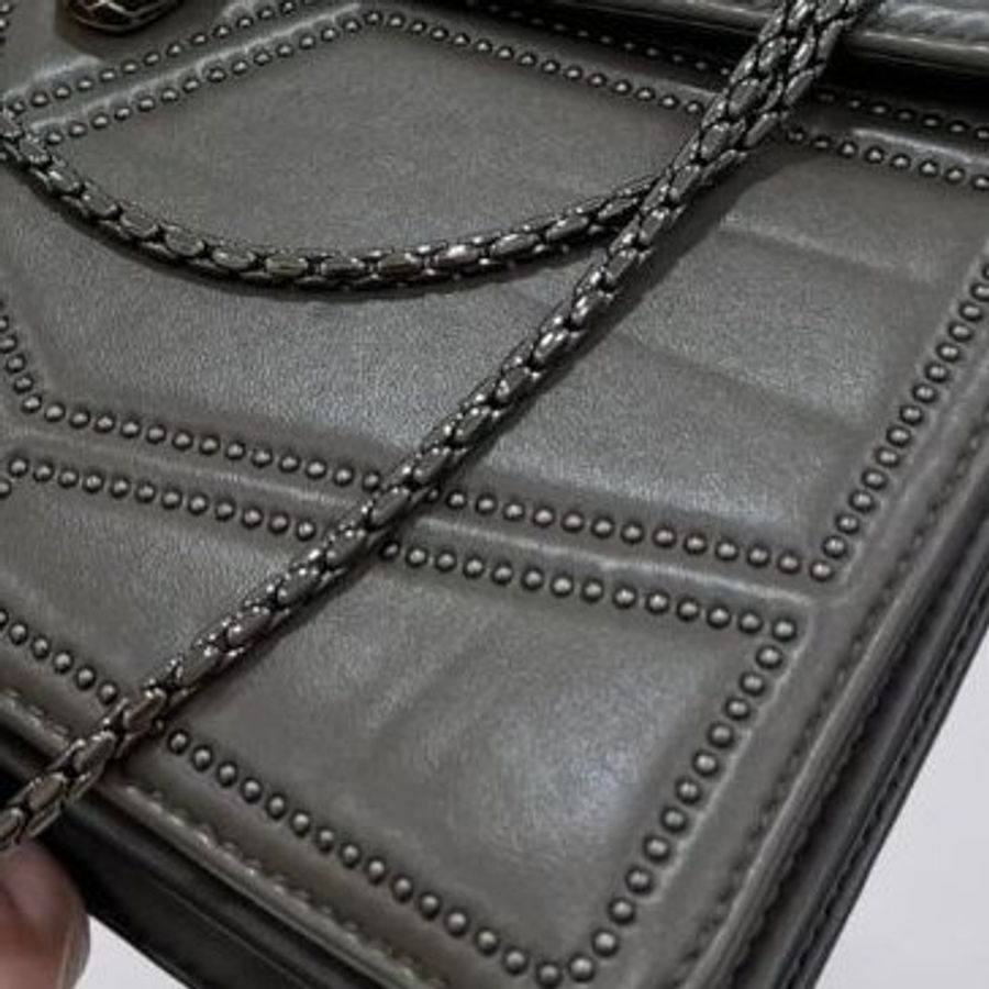 BVLGARI 寶格麗Serpenti Forever 經典 琺瑯 蛇頭 牛皮 灰 鍊條包 斜背包 肩背包 腋下包-27