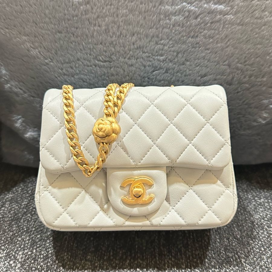 全新 香奈兒Chanel 金球山茶花方胖子 氣質淺灰-0