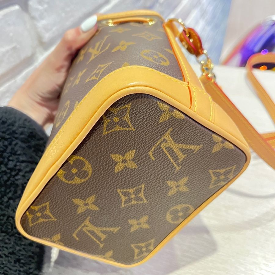 近全新 正品 2024/02月底購入 精品LV nano noe LV迷你水桶包 限量稀有品 可斜背 可手提-8