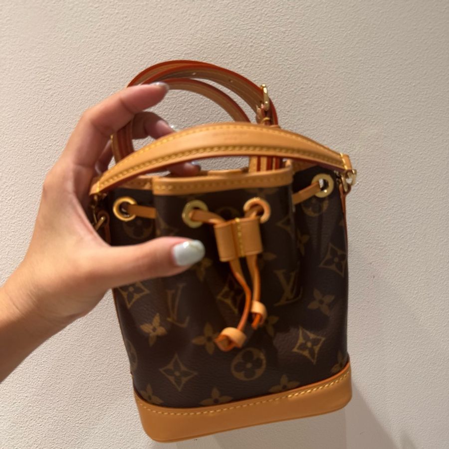 全新L V迷你小水桶包盒裝購買證明都有斜背-3