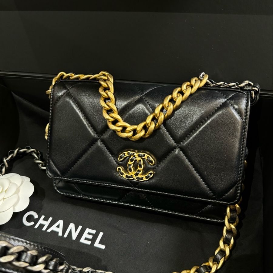 🍓自售🍓美品Chanel 19 woc (晶片款) 9.8成新 附正品發票單據 官方保固中❤️-1