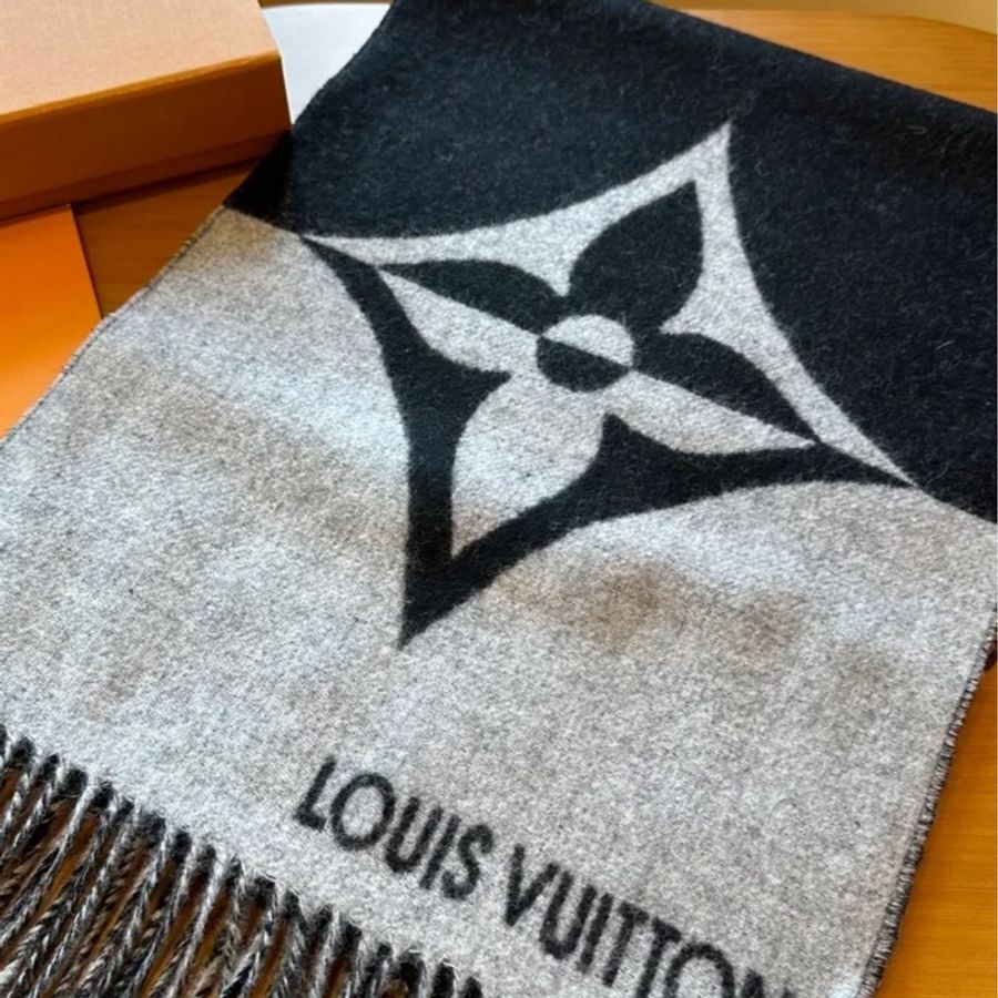LV 黑灰雙色大圍巾-5