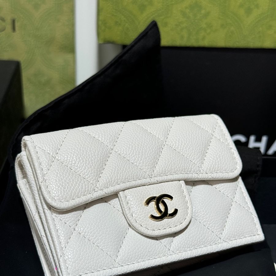 Chanel 全新mini短夾 牛皮金釦-6