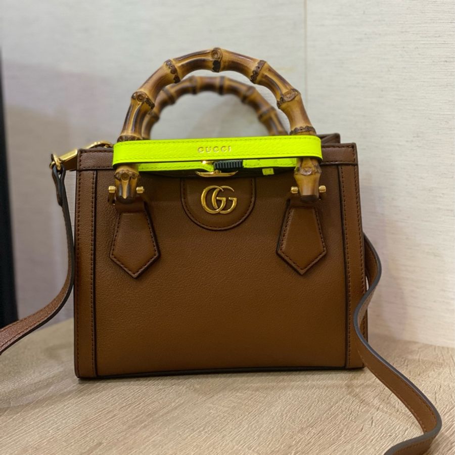 gucci 咖牛皮霧金釦竹節方型手提斜背包-1