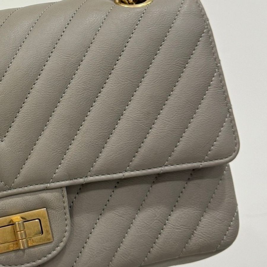 chanel 香奈兒 2.55 reissue 25 金釦 斑鳩灰 鏈條包 鍊帶包 肩背包 斜背包-32
