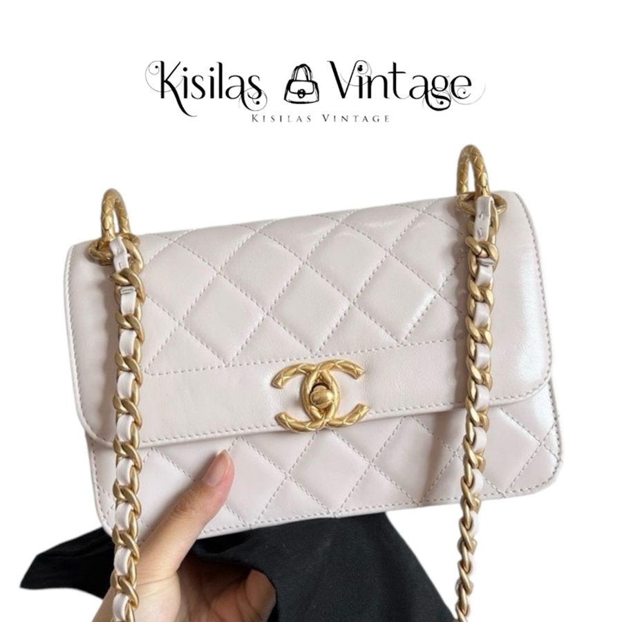 Chanel 21B 季節款香芋粉牛皮Chain Bag-0