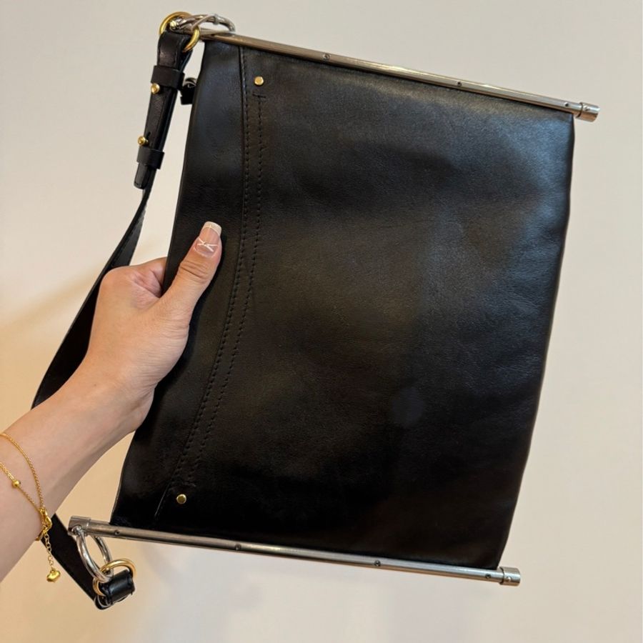 Chloe Medium Quilted Roy Clutch Bag 黑色 肩背包 斜背包 手提包-6