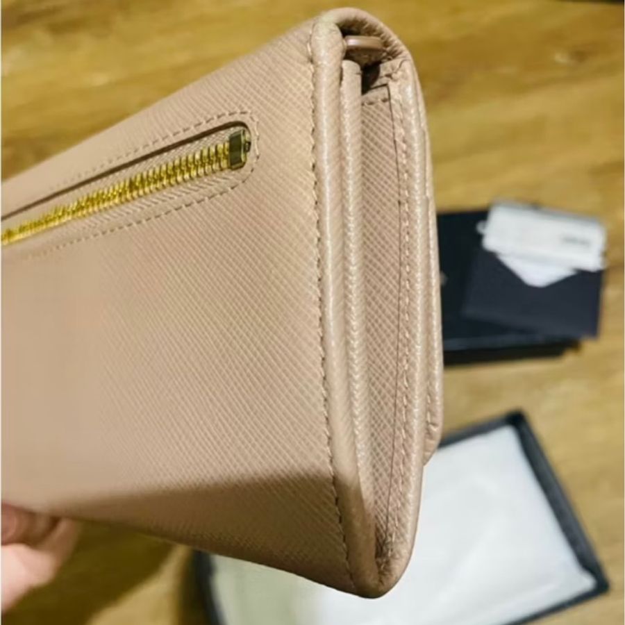 Prada 奶茶色長夾-5