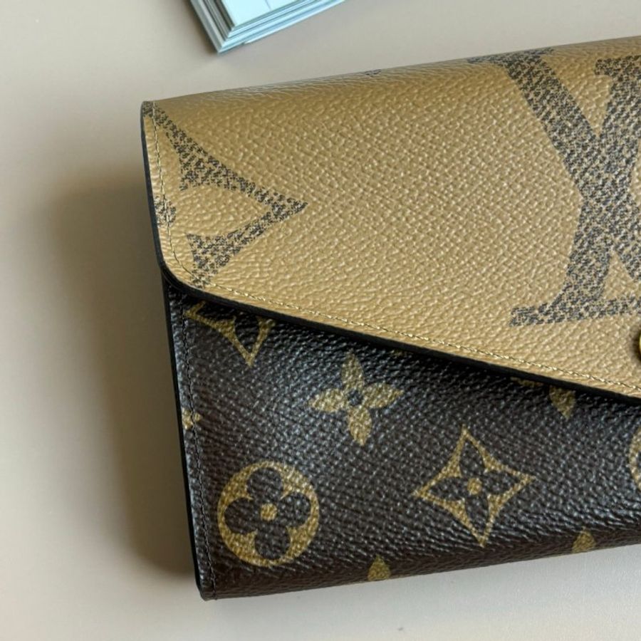 ::LOUIS VUITTON:: LV M80726 Sarah 雙花紋 內黑金釦長夾-7