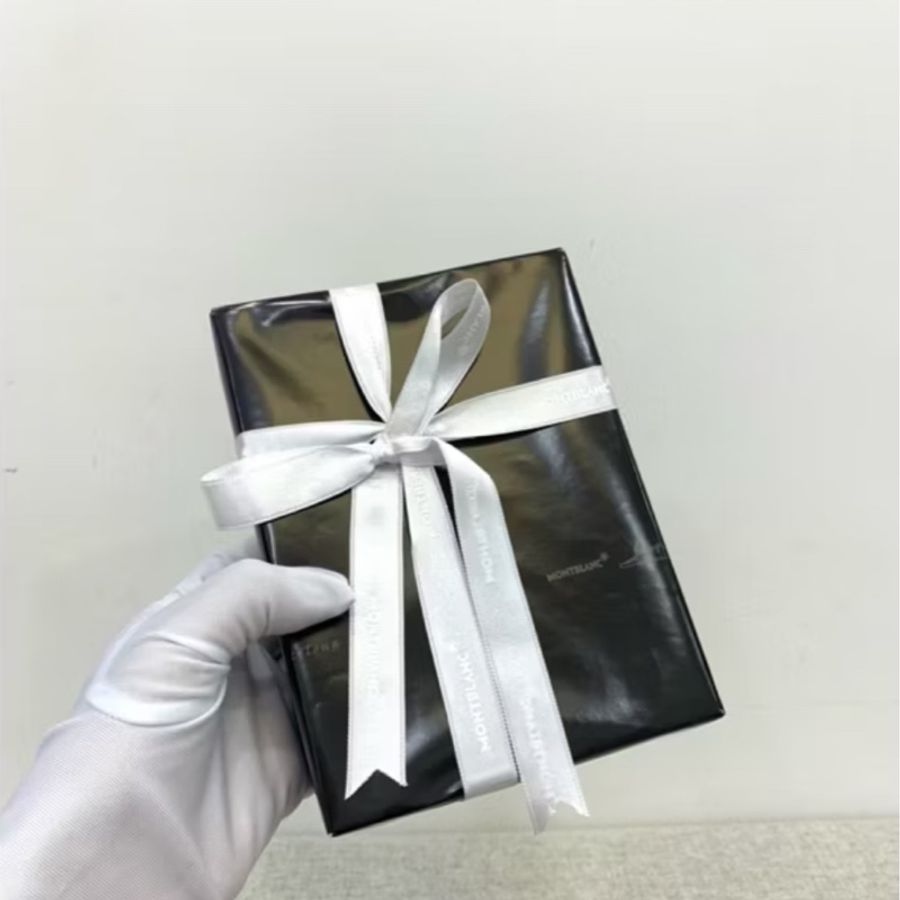 真品 MONTBLANC 萬寶龍 牛皮 短夾 皮夾 皮包 錢包 錢夾-7