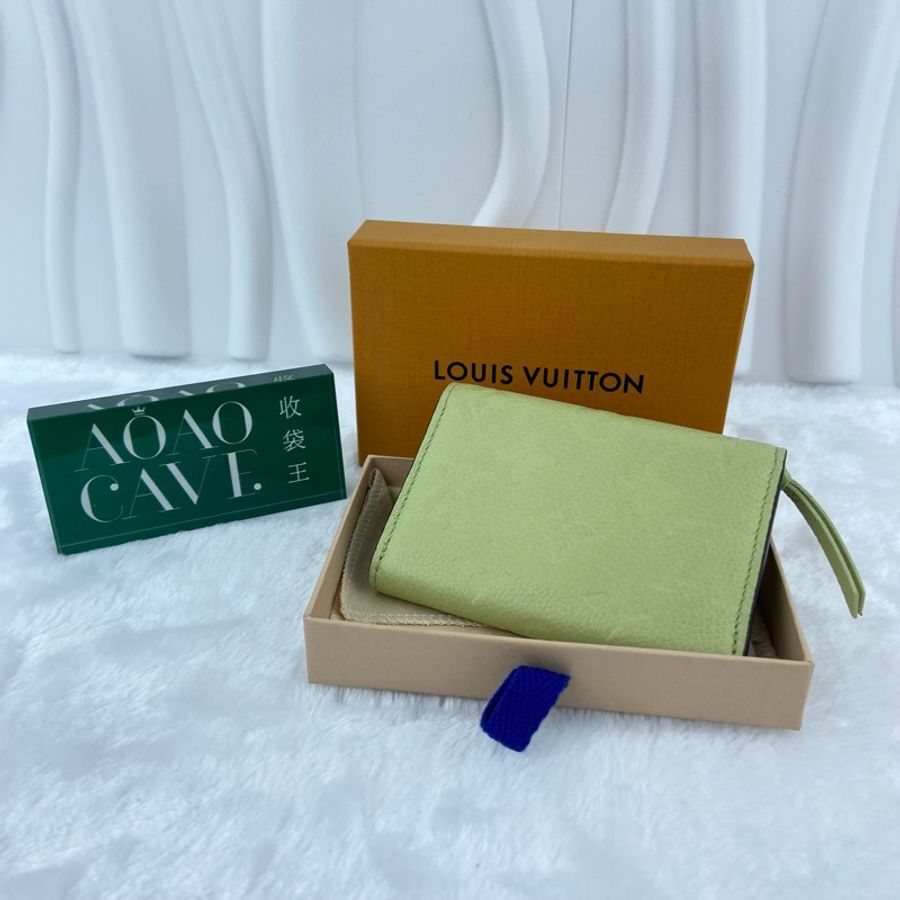 LV 真皮壓花 Rosalie 牛油果綠色 零錢包 短款銀包 卡片包 晶片款-2