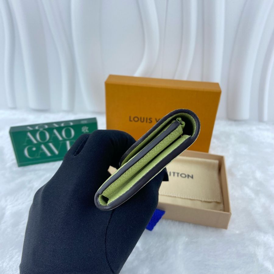 LV 真皮壓花 Rosalie 牛油果綠色 零錢包 短款銀包 卡片包 晶片款-4