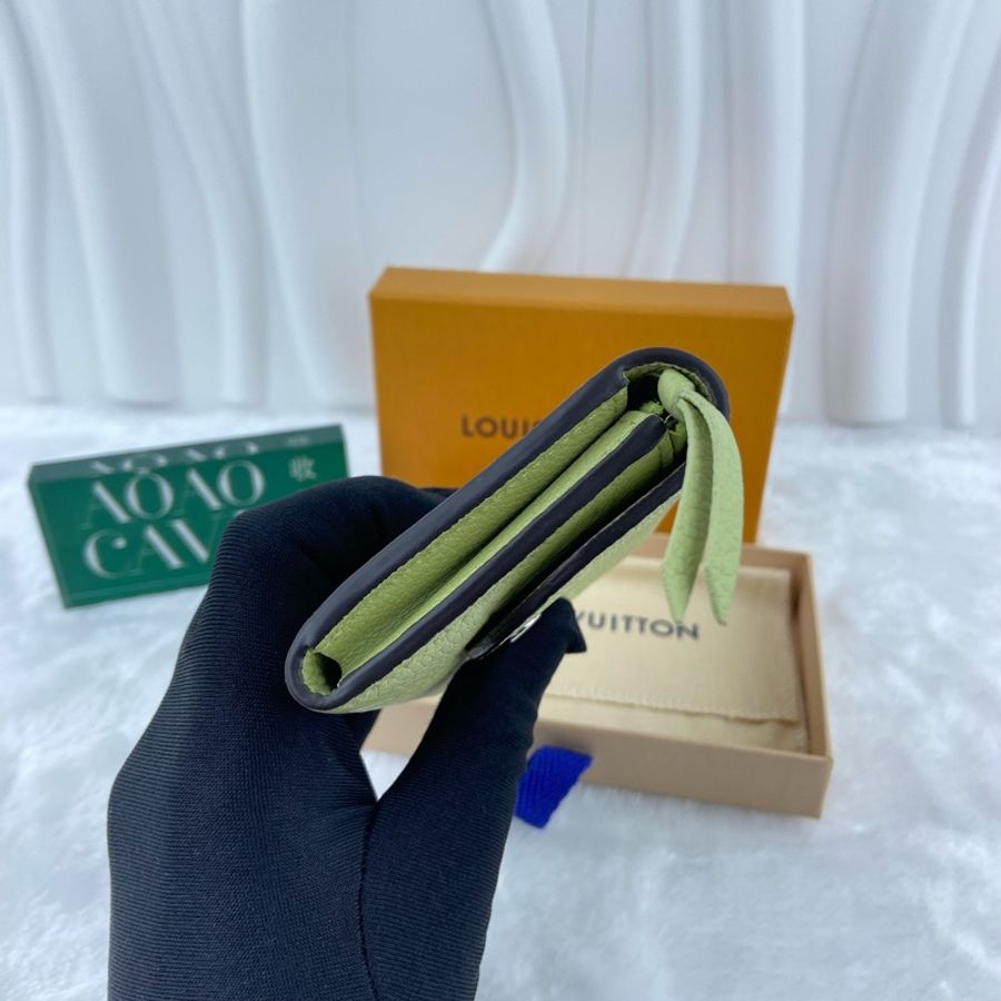 LV 真皮壓花 Rosalie 牛油果綠色 零錢包 短款銀包 卡片包 晶片款-5