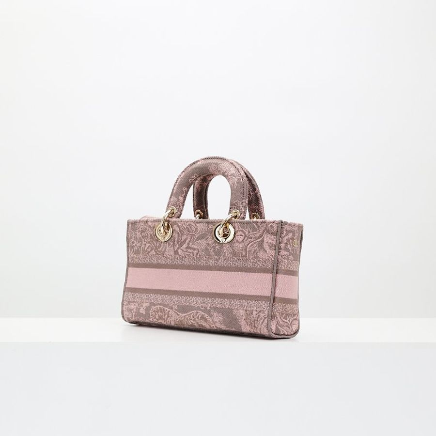 Dior Lady D-Joy 刺繡黛妃包-2
