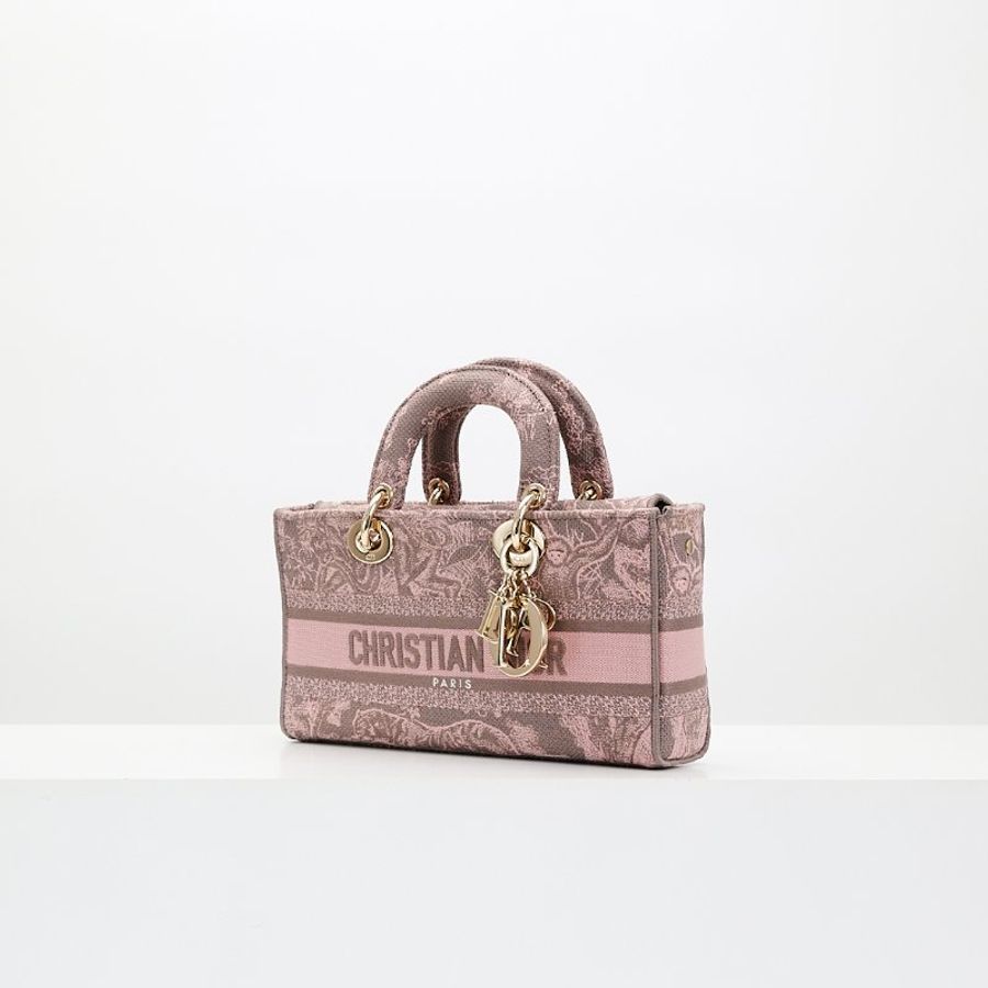 Dior Lady D-Joy 刺繡黛妃包-5