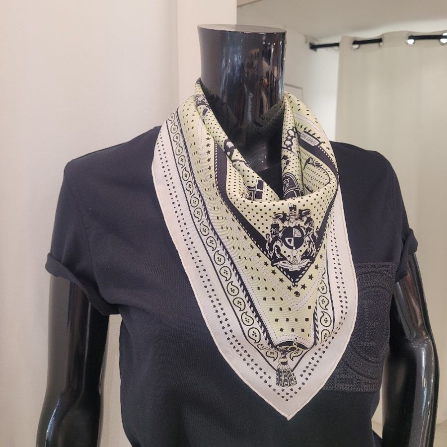 Hermès 手工捲邊真絲方巾 55cm-0