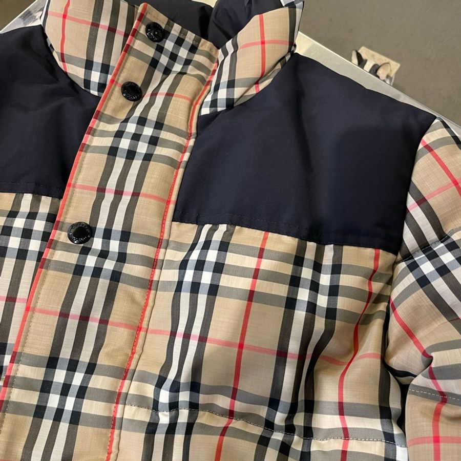 ▪️富貴選物FUGUEI▪️BURBERRY 經典格紋羽絨服-4