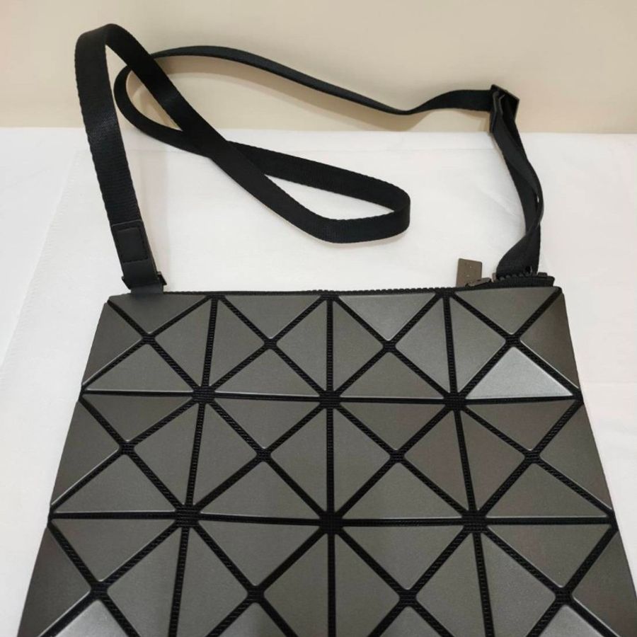 全新三宅一生issey miyake baobao3×4斜背包-2