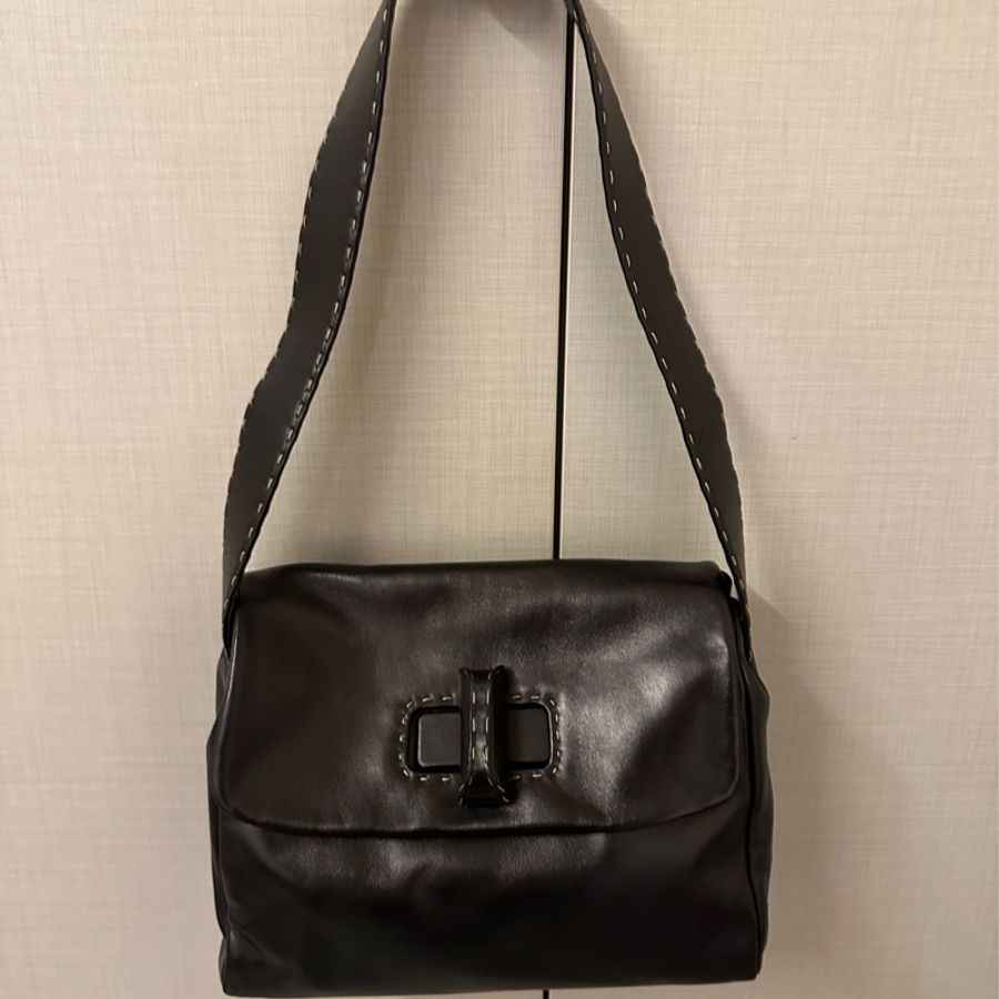 Prada 黑色肩背包-0