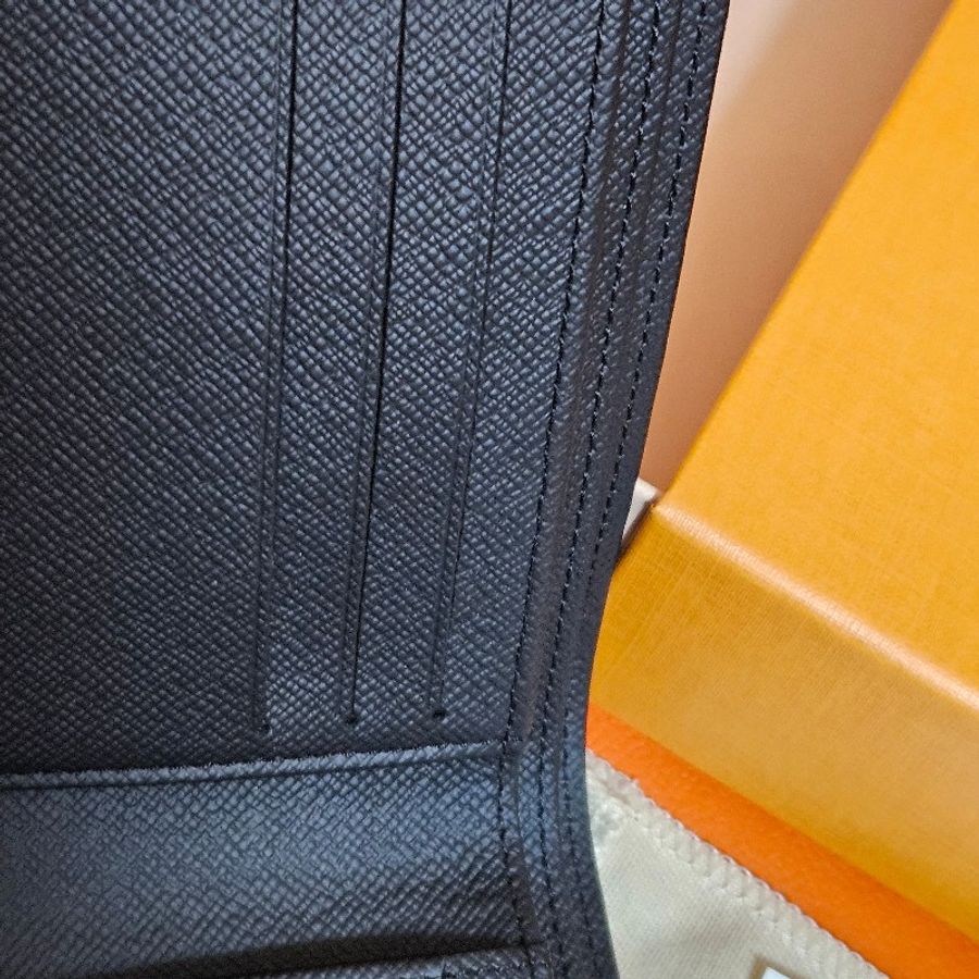 LV 短夾 全新剛帶回 M61695 Multiple 錢包 Louis Vuitton 皮夾 Monogram Eclipse-5